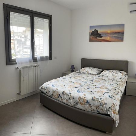 Апартаменты Dolcecasaleogiu Con Parcheggio Coperto Gratuito Vitinia Экстерьер фото